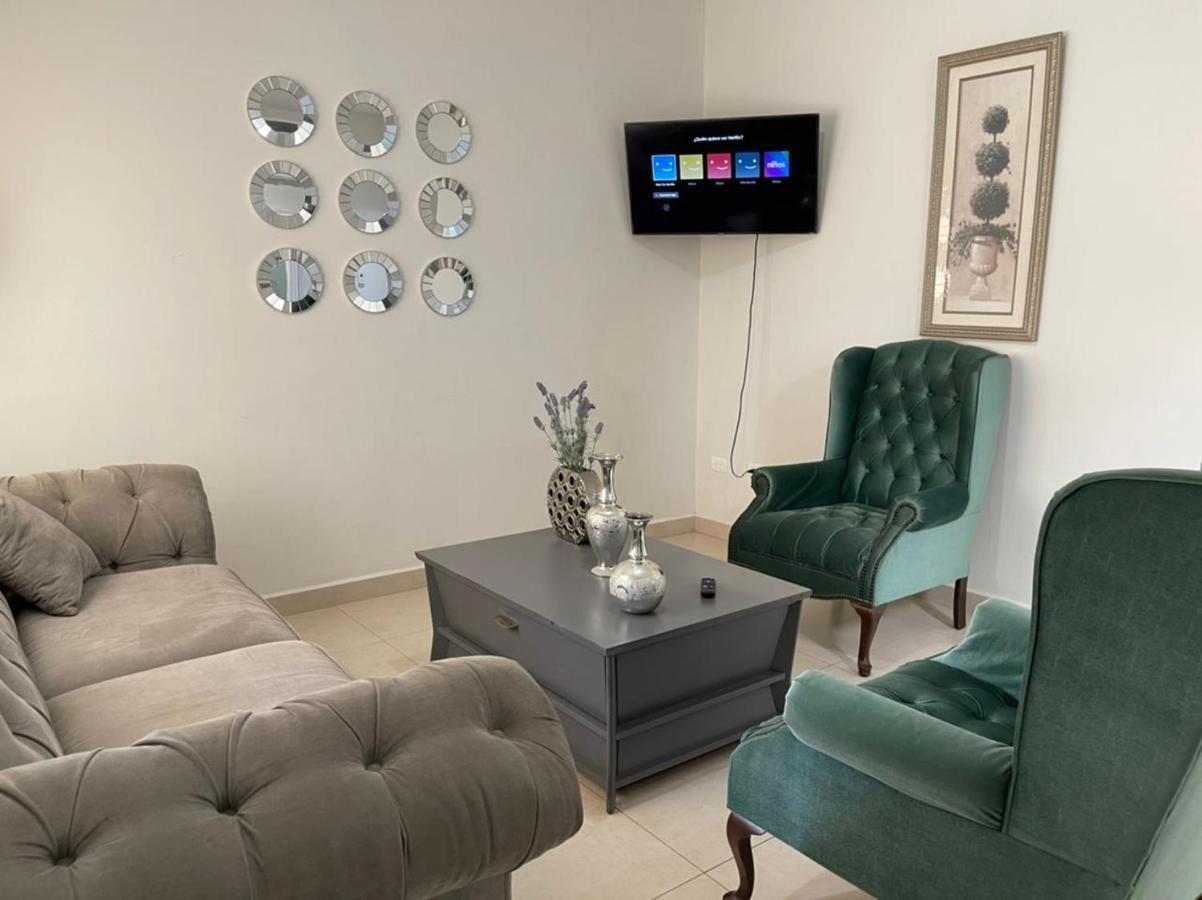 فيلا هيرموسيلوفي Casa Poniente المظهر الخارجي الصورة